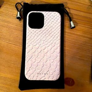 ***MAKE ME AN OFFER*** Purging!
New Burga Tough case for iPhone 12